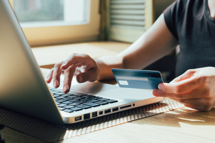 how-to-spot-a-scammer-on-facebook